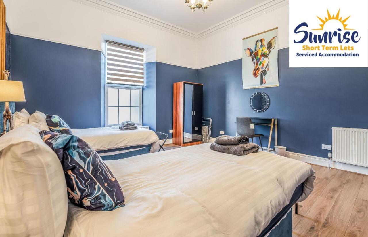 Presidential Apartment, Family Home, Luxury Bedrooms, 2 Rooms, 1 King Bed, 2 Single Beds, Free Wifi, Free Parking, Tourists, Business Travelers, Relocation, Beautiful River Views, - Long Stays, Invoice And Reduced Price Are Only Via Sunrise Short Let Dundee Exteriör bild