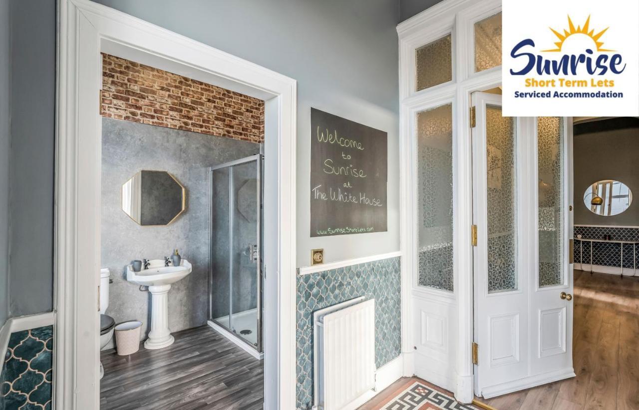 Presidential Apartment, Family Home, Luxury Bedrooms, 2 Rooms, 1 King Bed, 2 Single Beds, Free Wifi, Free Parking, Tourists, Business Travelers, Relocation, Beautiful River Views, - Long Stays, Invoice And Reduced Price Are Only Via Sunrise Short Let Dundee Exteriör bild