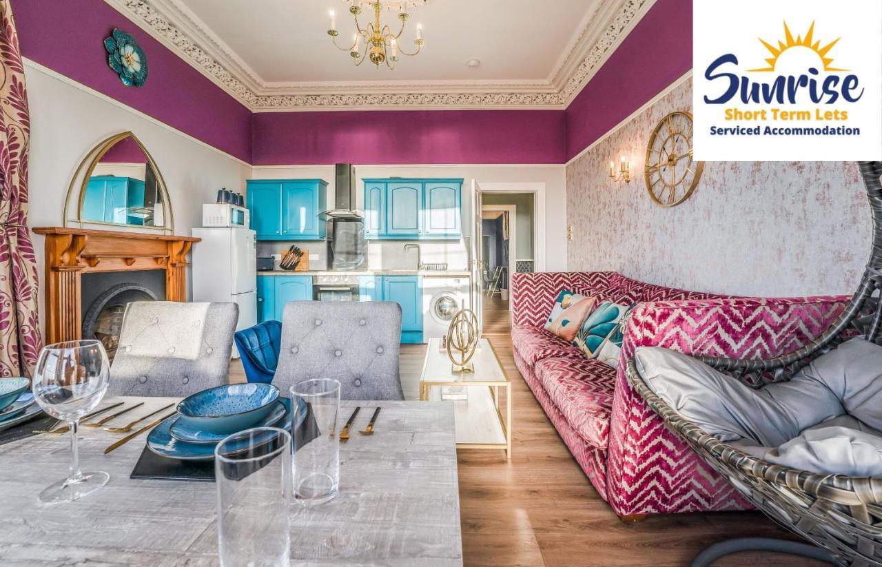 Presidential Apartment, Family Home, Luxury Bedrooms, 2 Rooms, 1 King Bed, 2 Single Beds, Free Wifi, Free Parking, Tourists, Business Travelers, Relocation, Beautiful River Views, - Long Stays, Invoice And Reduced Price Are Only Via Sunrise Short Let Dundee Exteriör bild