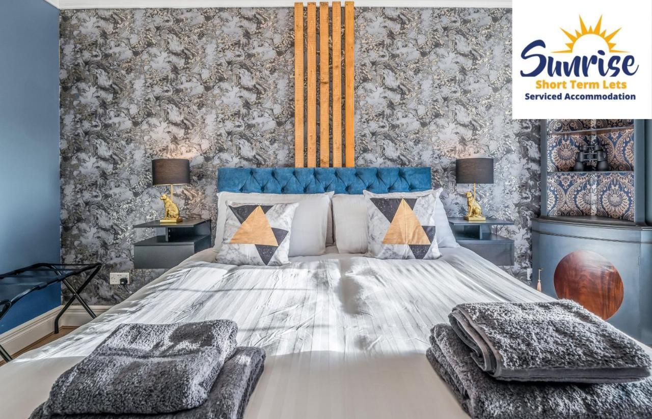 Presidential Apartment, Family Home, Luxury Bedrooms, 2 Rooms, 1 King Bed, 2 Single Beds, Free Wifi, Free Parking, Tourists, Business Travelers, Relocation, Beautiful River Views, - Long Stays, Invoice And Reduced Price Are Only Via Sunrise Short Let Dundee Exteriör bild