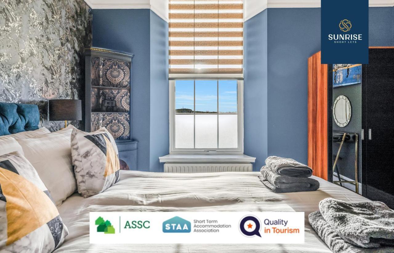 Presidential Apartment, Family Home, Luxury Bedrooms, 2 Rooms, 1 King Bed, 2 Single Beds, Free Wifi, Free Parking, Tourists, Business Travelers, Relocation, Beautiful River Views, - Long Stays, Invoice And Reduced Price Are Only Via Sunrise Short Let Dundee Exteriör bild